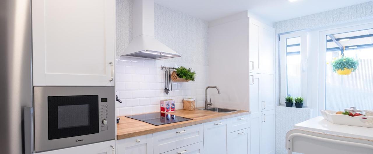Apartamento De Diseno Centrico Con Terraza Espectacular Santiago de Compostela Kültér fotó